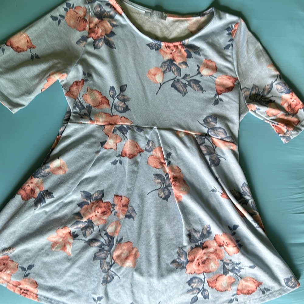 Women’s Large Maternity Short Sleeved Top, T-shirt